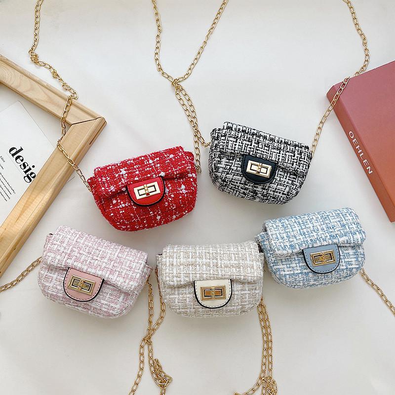 Modern Stylish Mini Shoulder Bag For Kids Featuring Trendy Design And Breathable Waterproof Fabric