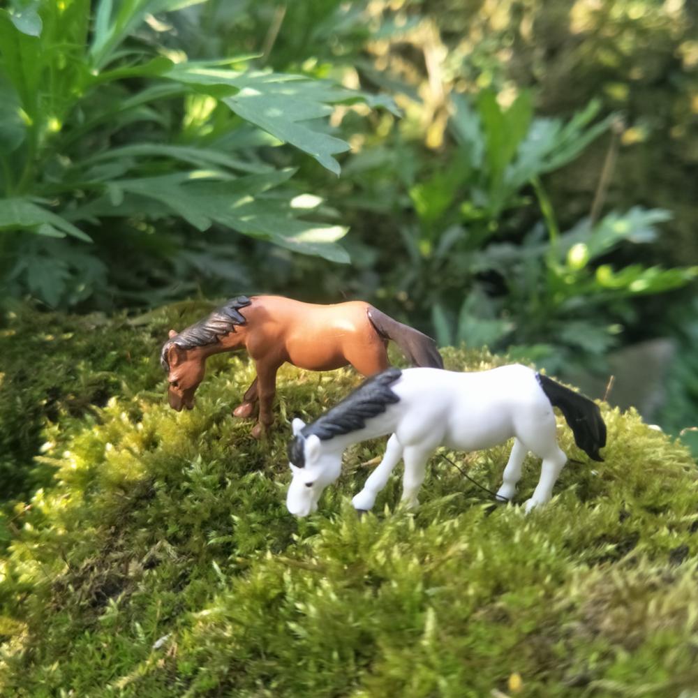 2PCS Miniature Animal Horse Doll Micro Landscape Bonsai Plant Ornament Table Decoration DIY Fairy Garden Accessory