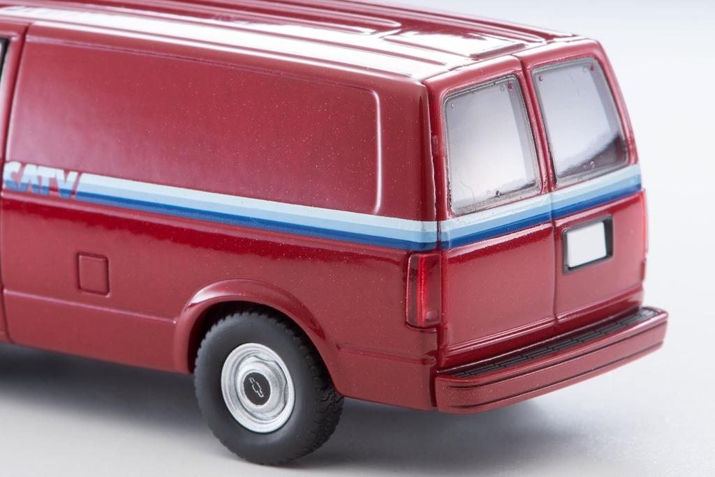 Tomytec Tomica Limited Vintage Neo LV-N344a Chevrolet Astro Van (Red) Complete Model 332763