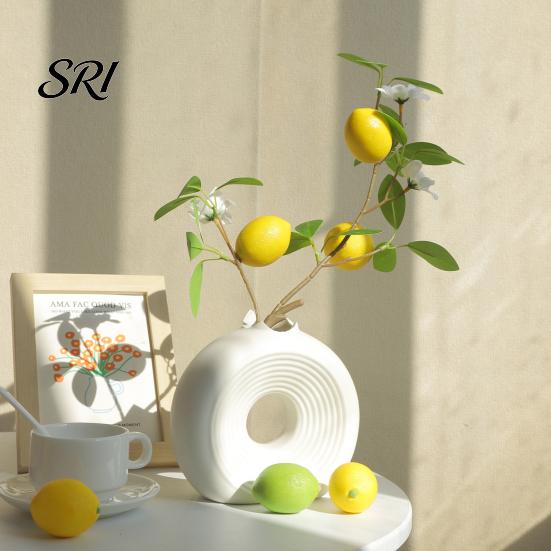 Luxury Faux Fruit Decor Artificial Lemons Branches 9 Head Lemon Fruits with Stem Realistic Lifelike Fake No Watering Plant Greenery Tree Branch