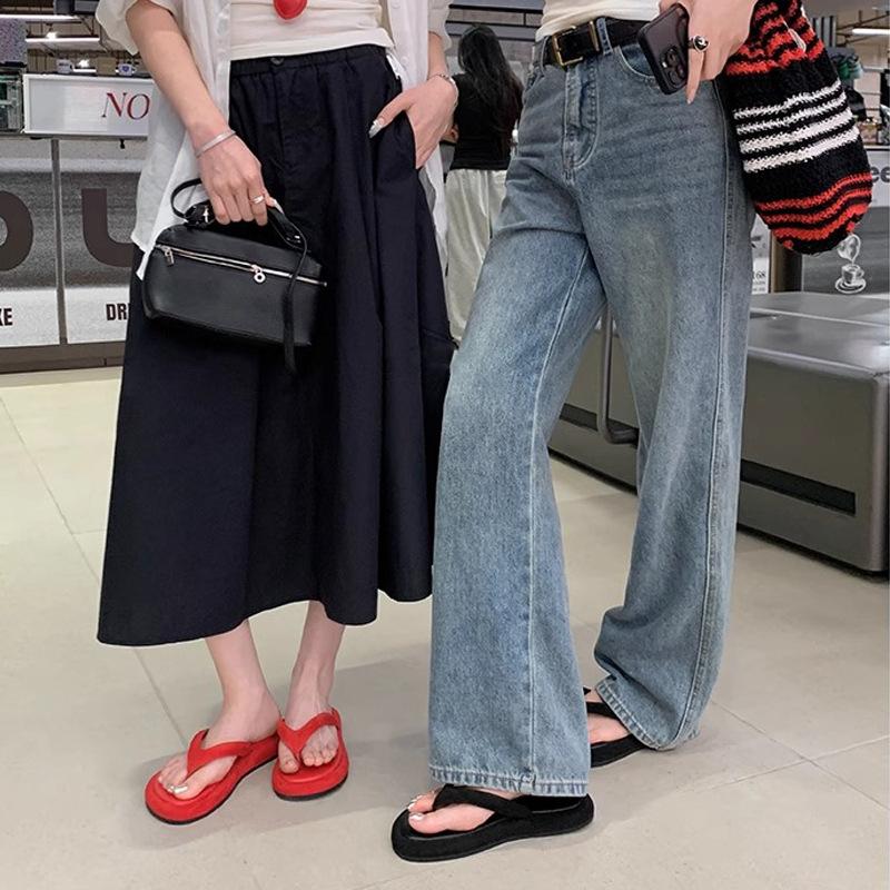 A Pair of New Summer Models for Everyone~ Stepping On Shit Feels Like Beach Vacation Thick-soled Flip-flops for Women's Sandals