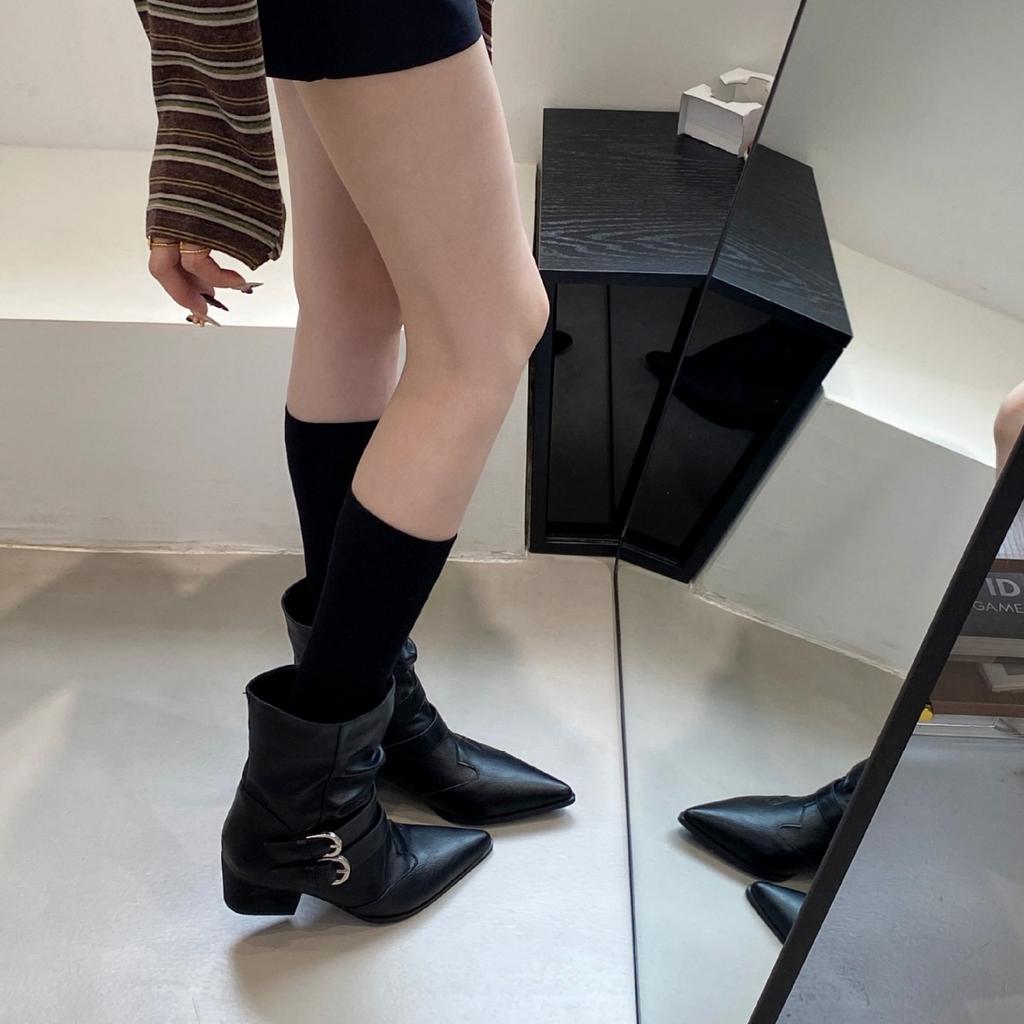 New retro short boots women's double belt buckle stacking boots fashion pleated pointed short boots boots