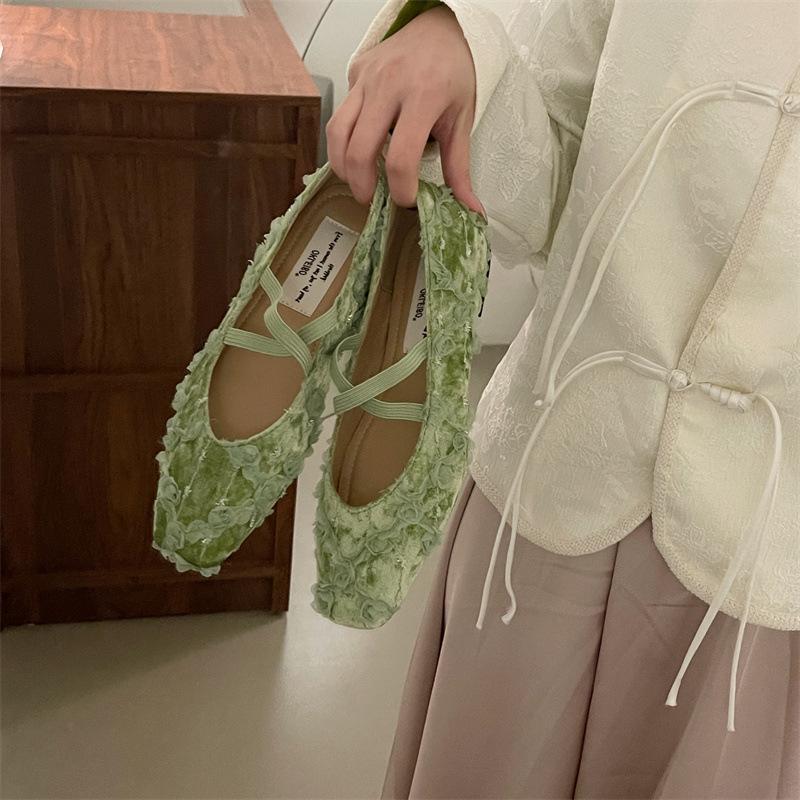 Mary Jane Shoes for Women Casual Dressy Flat Shoes Mary Janes Flats with Ankle Strap Women's Comfort Square Closed Toe Ballet Shoes for Wedding Party