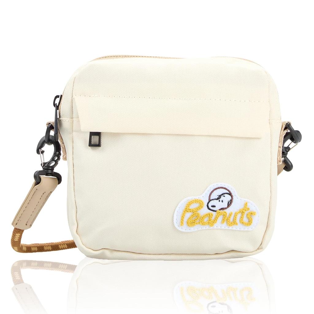 Shoulder for Commuting To Cute Character Ivory [Snoopy] Bag, Small, Water-repellent, Sorted, Square, Women, Men, Work, School, Travel, Adults,