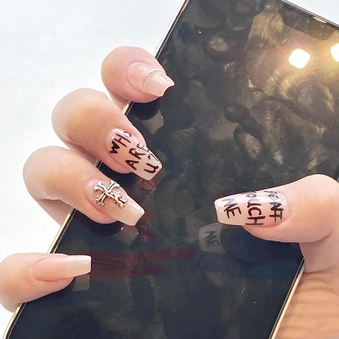 

Chrome Hearts English Alphabet Press-On Nail Tips - Sweet & Cool Student Style