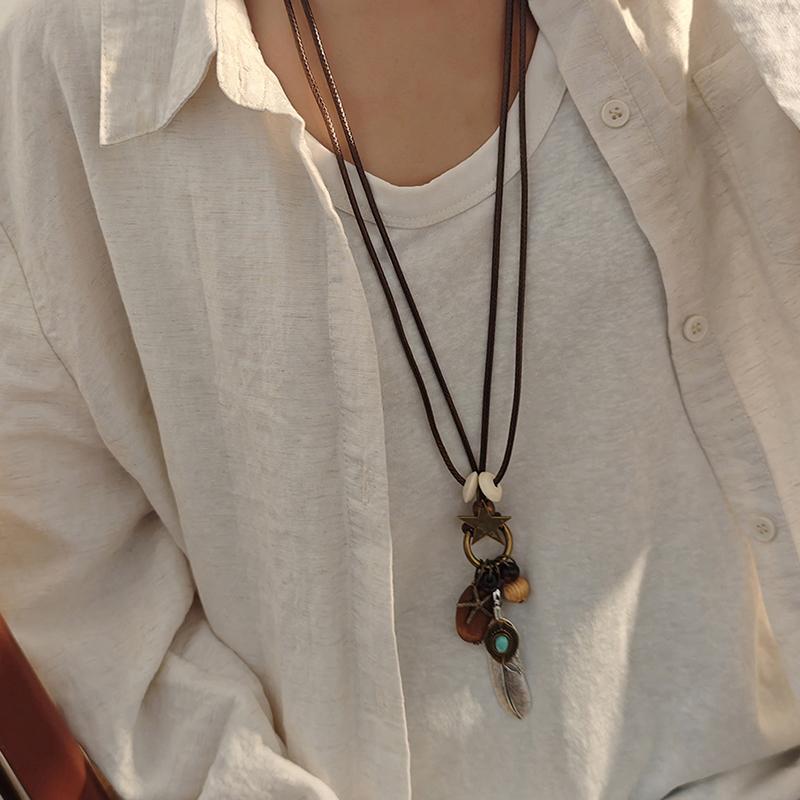 Resin Round Hollow Pendant Necklaces For Women Trendy Black Leather Rope Long Sweater Chain Necklaces Party Jewelry