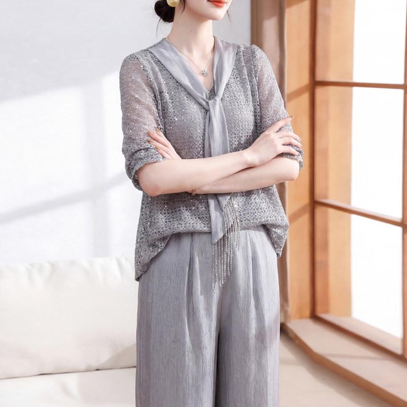 

Elegant Summer 2026 Two-Piece Suit for Middle-Aged Women: Stay Youthful and Stylish 2XL (105-120 lbs)