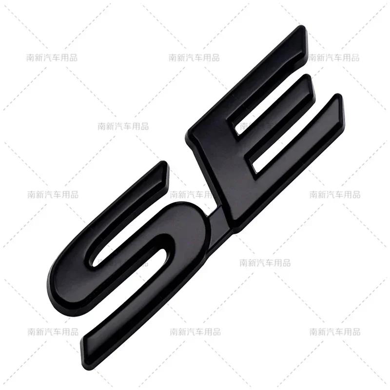 3D Metal XSE XLE SE LE Letters Rear Trunk Emblem Badge Car Sticker For Toyota CAMERY YARIS RAV4 COROLLA EX CROWN Accessories