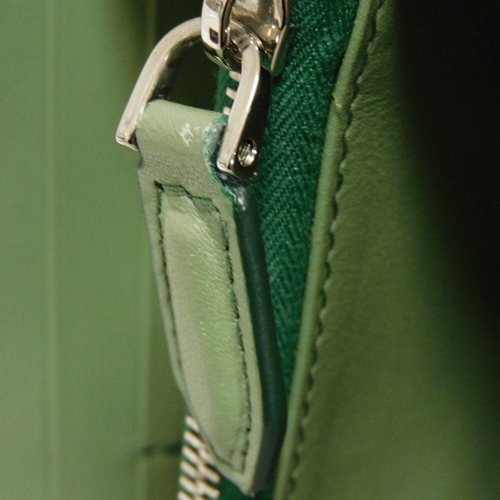 Used 9896 Long Zip Wallet 66A590 7940 Green Two-Tone Zip Around Gancini Black Men's from Japan AUTHENTIC