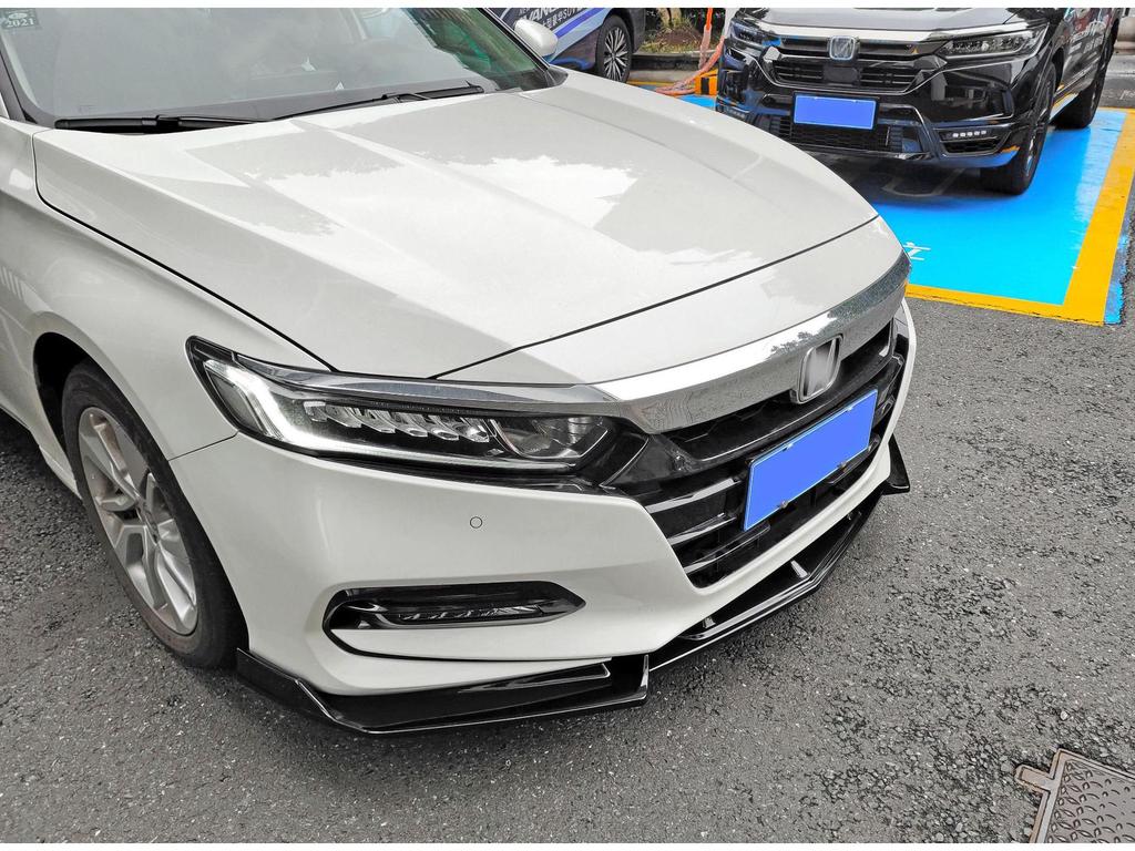 2018 Accord 10. Generation Aggressives Kit: Frontlippe, Splitter, Heckflügel, Dachspoiler, Hecklippe, Seitenschweller.