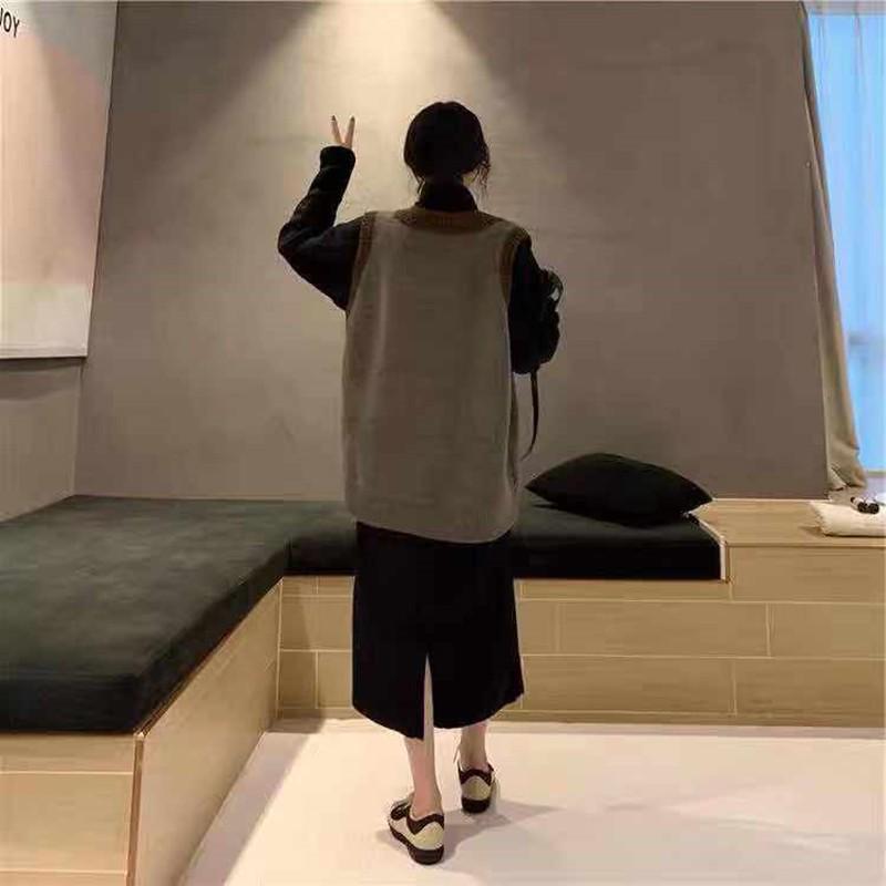 Women's Plus Size V-Neck Contrast Knit Vest – Stylish Sleeveless Autumn/Winter Pullover