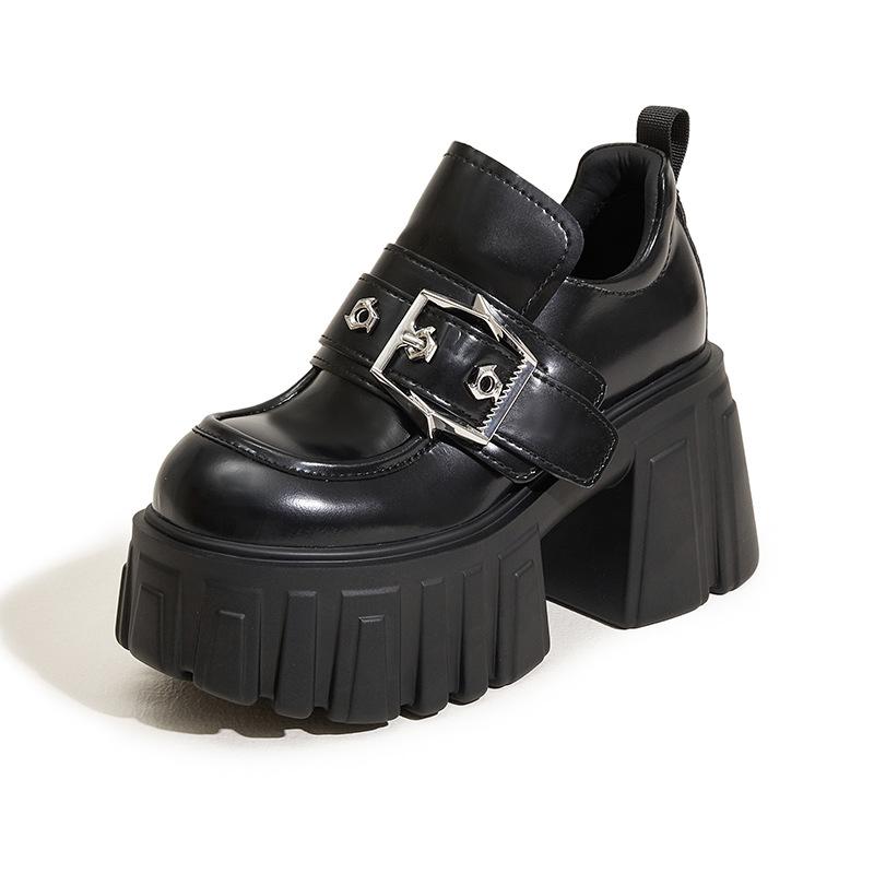 Platform-soled loafers women's British style 2025 spring new muffin versatile inner height-increasing women's shoes one-pedal small leather shoes