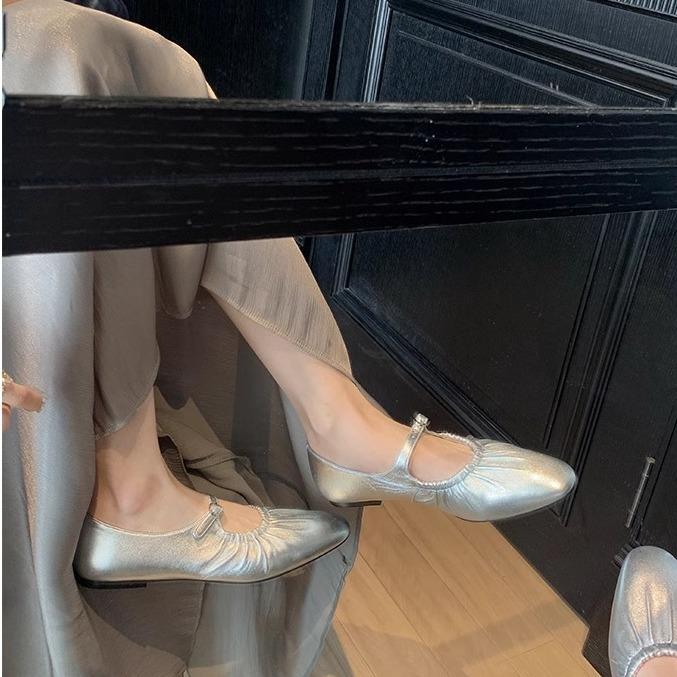 Grape Mom Fashion Huizhou Women's Shoes Folded Silver Single Shoes Women's Low Heel Korean Edition Single Shoes 20254 Spring Women's Shoes