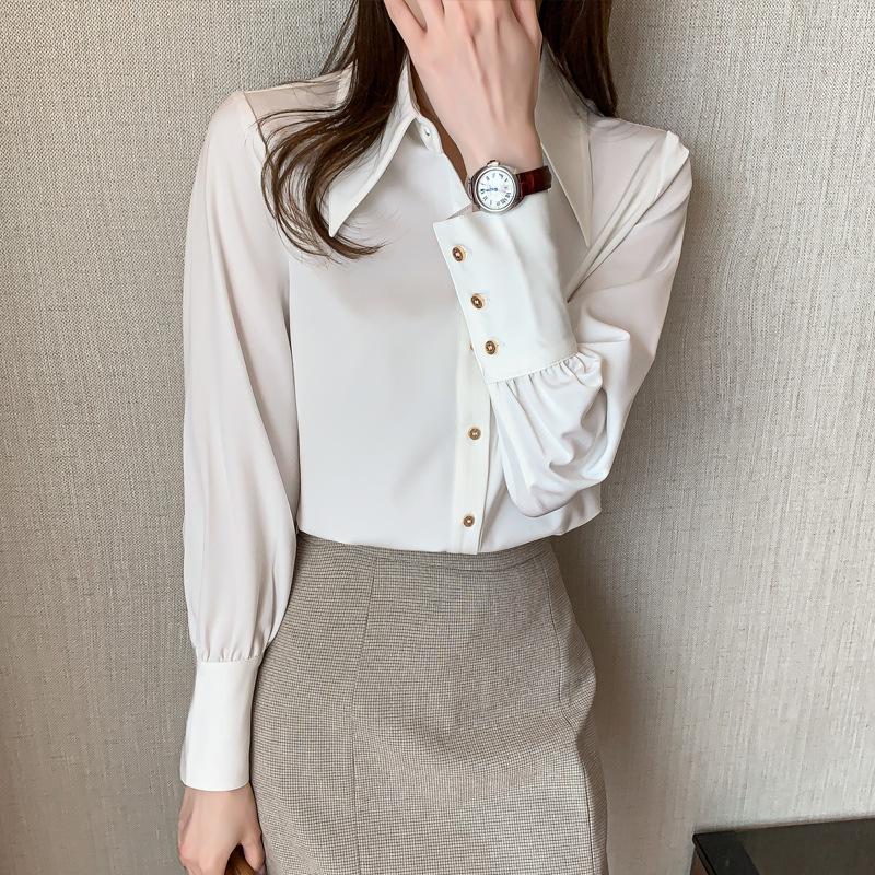 2025 Satynowa Biała Szykowna Metaliczna Teksturowana Szyfonowa Koszula: Modny design dojazdowy dostępny od ręki