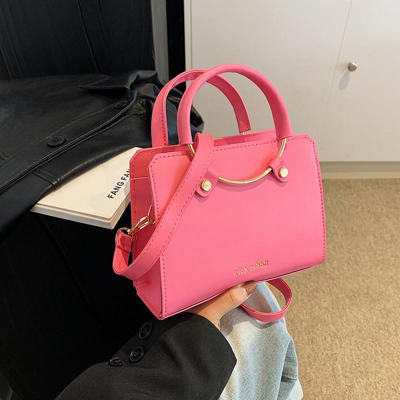 Fashionable Khaki Crossbody Bag Elegant Retro Design Small Square Shoulder Bag For Women розовый