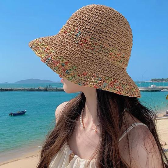 Chapéu de Pescador Cor Arco-Íris Misturada Palha Artesanal Vazado Respirável Proteção Solar Facial Completa Aba Larga Dobrável Portátil Chapéu de Férias