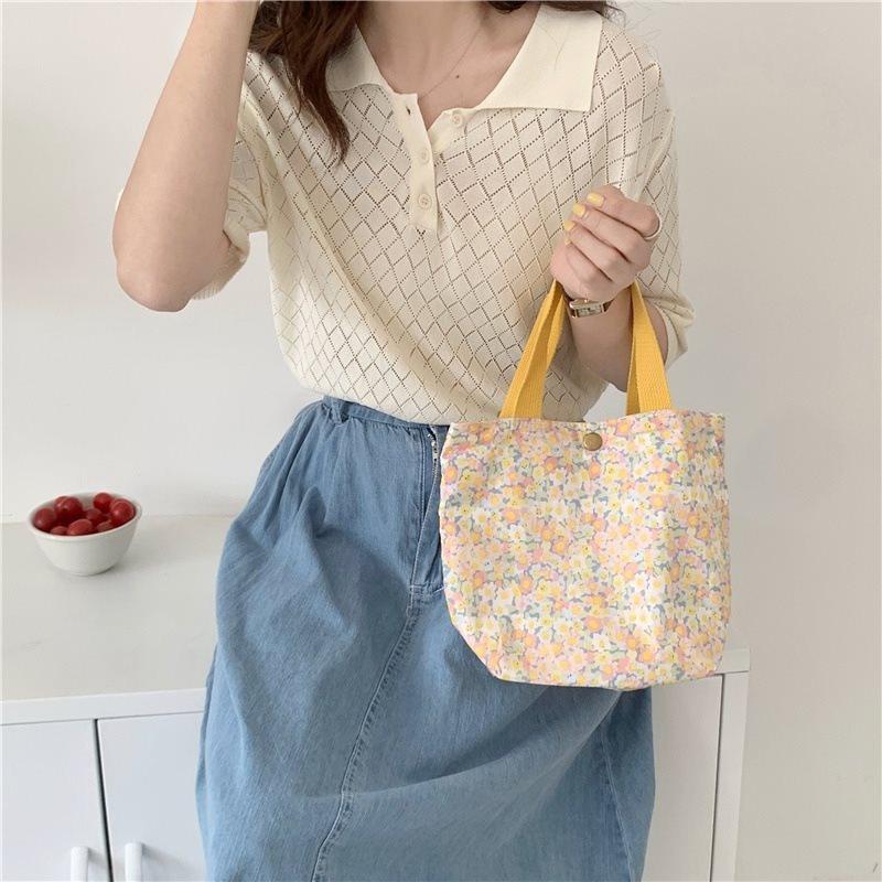 Charming Small Square Handbag For Casual Daily Use With Floral Patterns