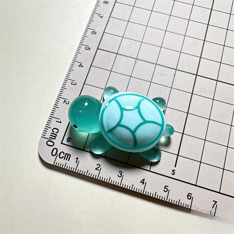 Luminous 3D Turtle Statue Colored Semi Transparent Plastic Decoration Suitable For DIY Crafts Classroom Rewards And Beach Themed Activities