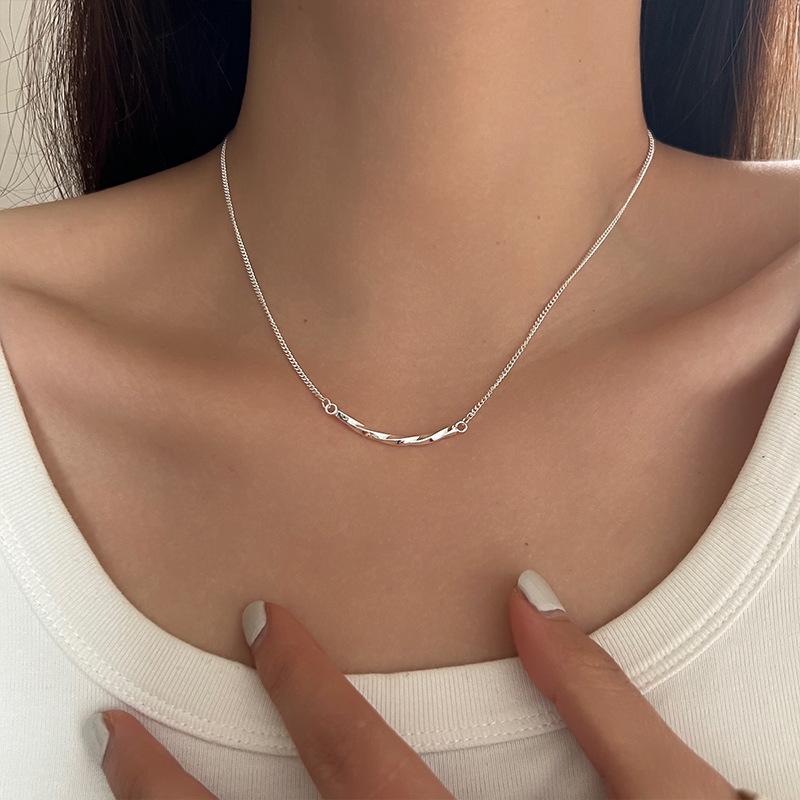 Pearl Necklace Female Niche High-End Sense Light Luxury Design Collarbone Chain Star Ins Student Girlfriends Spring And Summer Must-Have