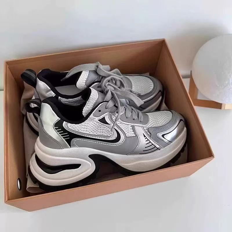 

Moonset Galaxy platform autumn new silver dad shoes new soft leather heightening shock absorption casual sports shoes 35 серебряный