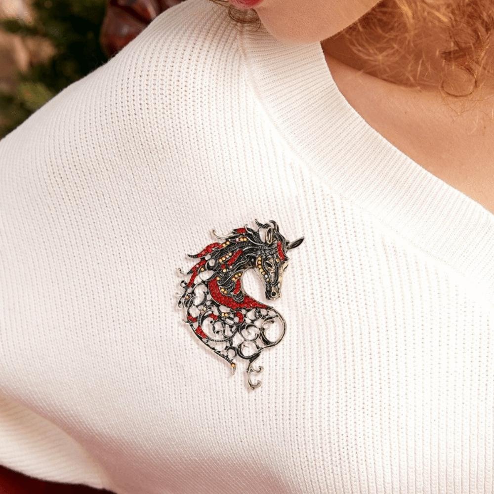Vintage Zodiac Animal Pins Casual Metal Badge Pin Rhinestone Horse Head Brooches  for Women