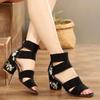 Sandali Estivi Ricamati Stile Etnico con Tacco Medio Donna All-match Tacco Spesso Eleganti Retro Open Toe Scarpe Ricamate Donna