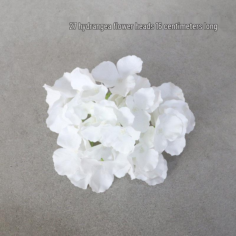 Weiße Hochzeitskapelle Decke Seidenblumen-Dekoration & Gangläufer