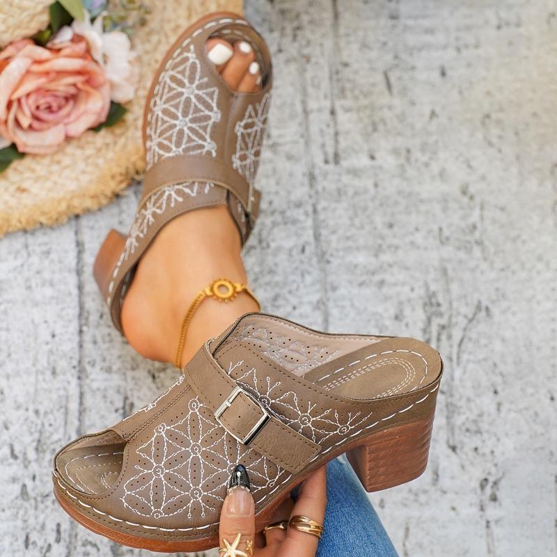 Women's High-Heel Closed-Toe Backless Hollow Fashion Sandals, Stylish Comfort Footwear, Available In Large Sizes.