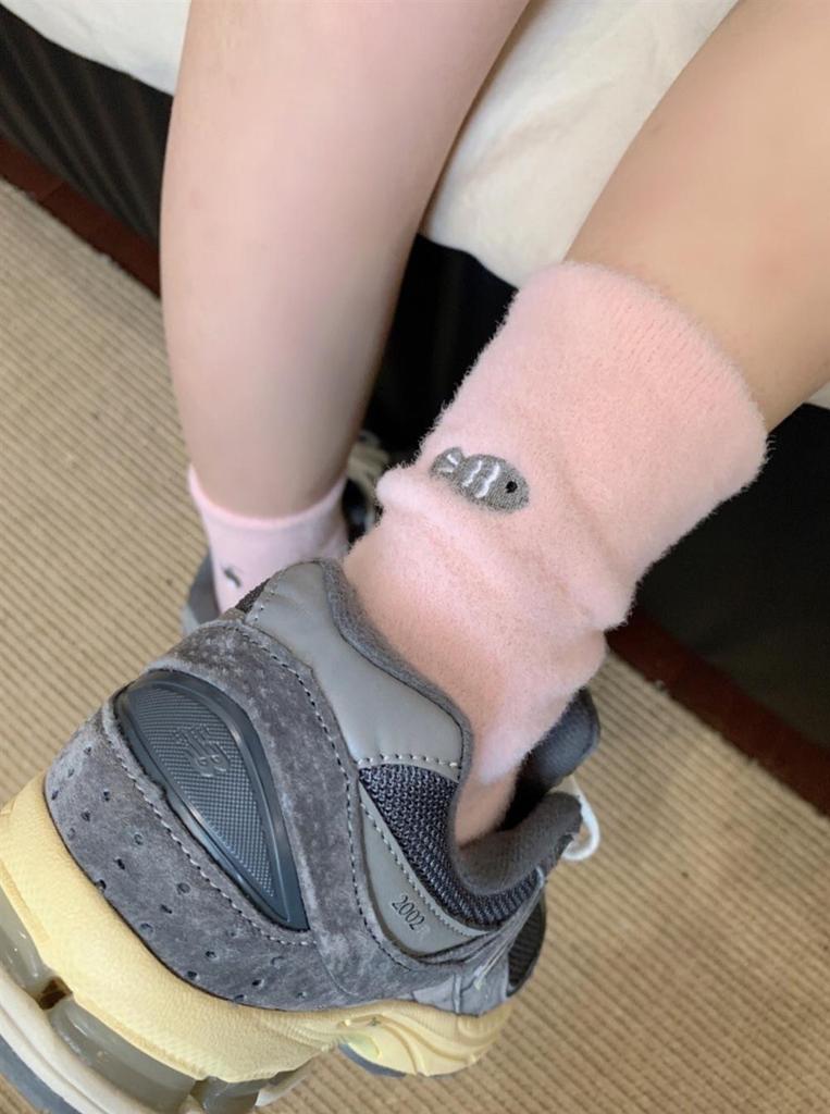 Thickened Australian Velvet Solid Color Medium Tube Socks Children'S Socks Velvet Coffee Color Confinement Socks Casual