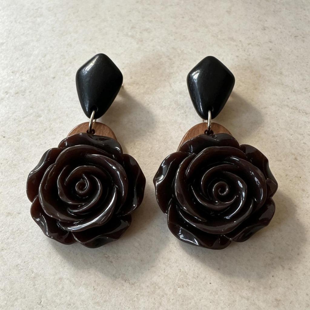 Vintage Black Series Stud Earrings 925 Silver Needle Minimalist High-End Personality Accessories for Women