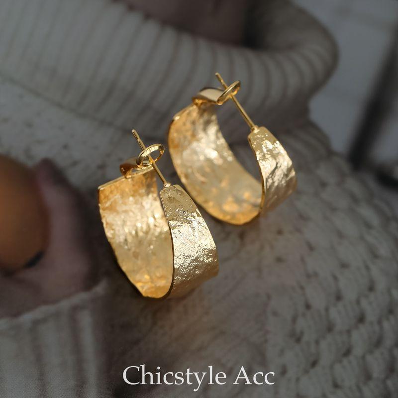 

S925 Silver Needle European and American Style Foil Pleated Metal Wide Edge Simple Exaggerated Statement Earrings Hoop Trendy Fashionable Elegant Gold
