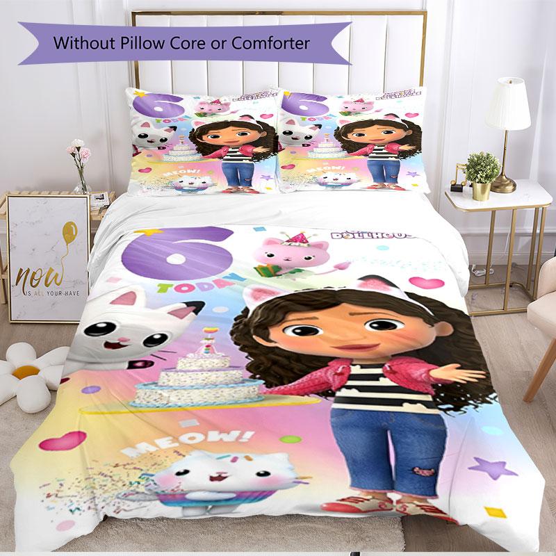 Set cuvertură de pilota 3 buc (1 * Husă de pilota + 2 * Față de pernă, Fără Miez), Set de așternut moale pentru toate anotimpurile cu imprimeu Casa Păpușilor a lui Gabby, Cadou Decor Dormitor Acasă
