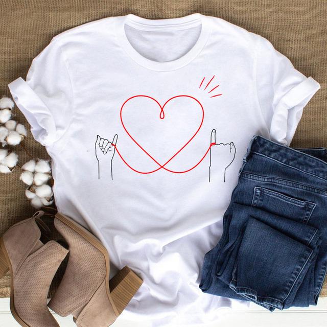 New Women Black T Shirt Feather Flower Love Heart Printed Tops Ladies Female Cute Graphic Tee Shirts Women O-Neck T-Shirts Tops