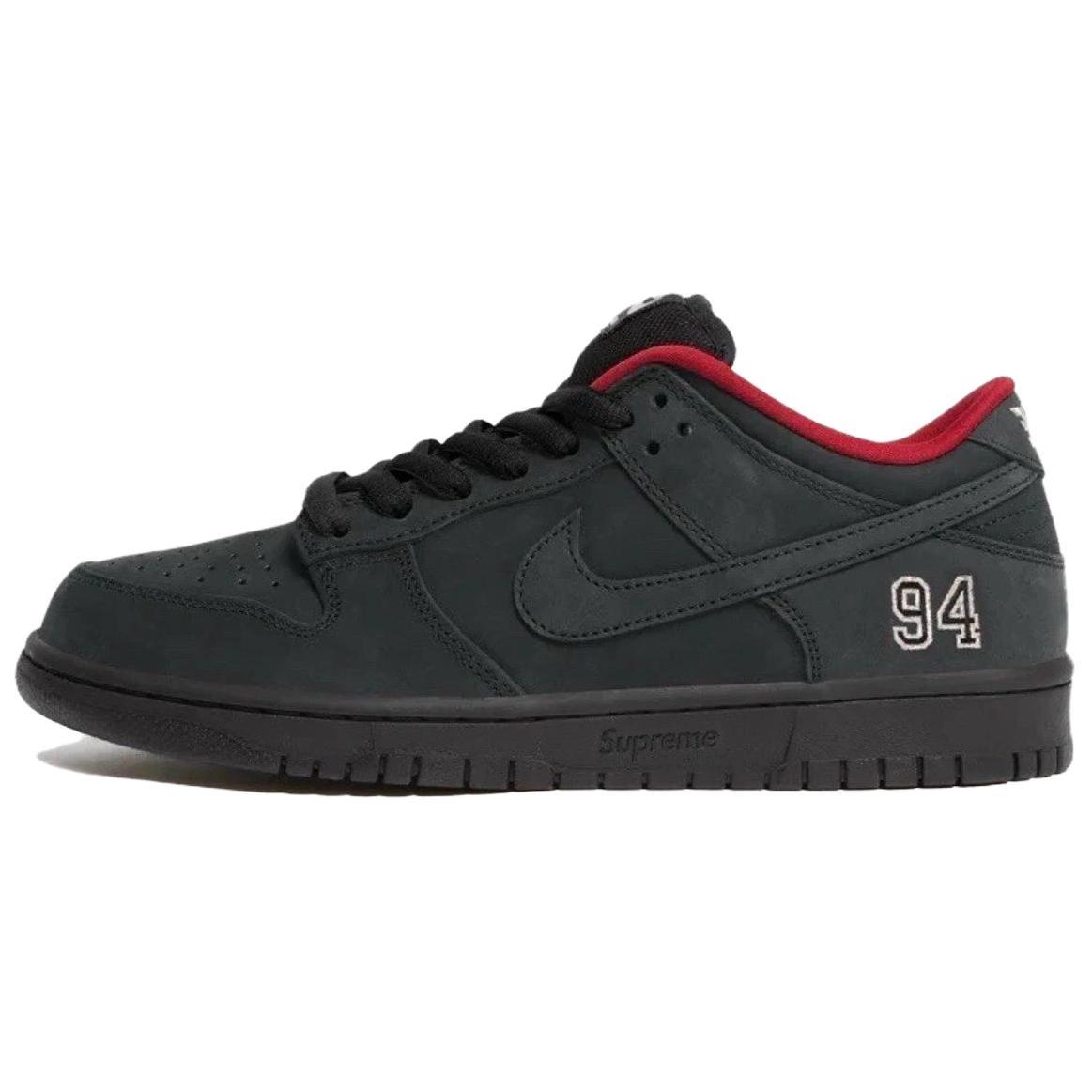 Nike x Supreme SB Dunk Low