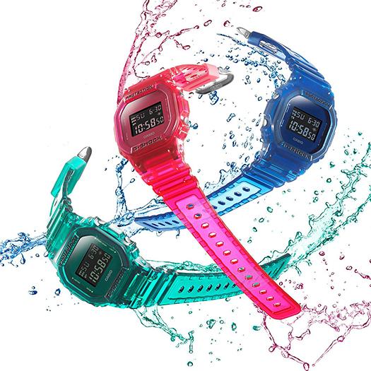 Casio G-SHOCK Men's Resin 200M Water Resistant Shock Resistant Alarm Quartz Watch DW-5600SB-2