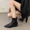 French pointed elastic thin boots women's winter new retro velvet warm versatile fashion Martin boots