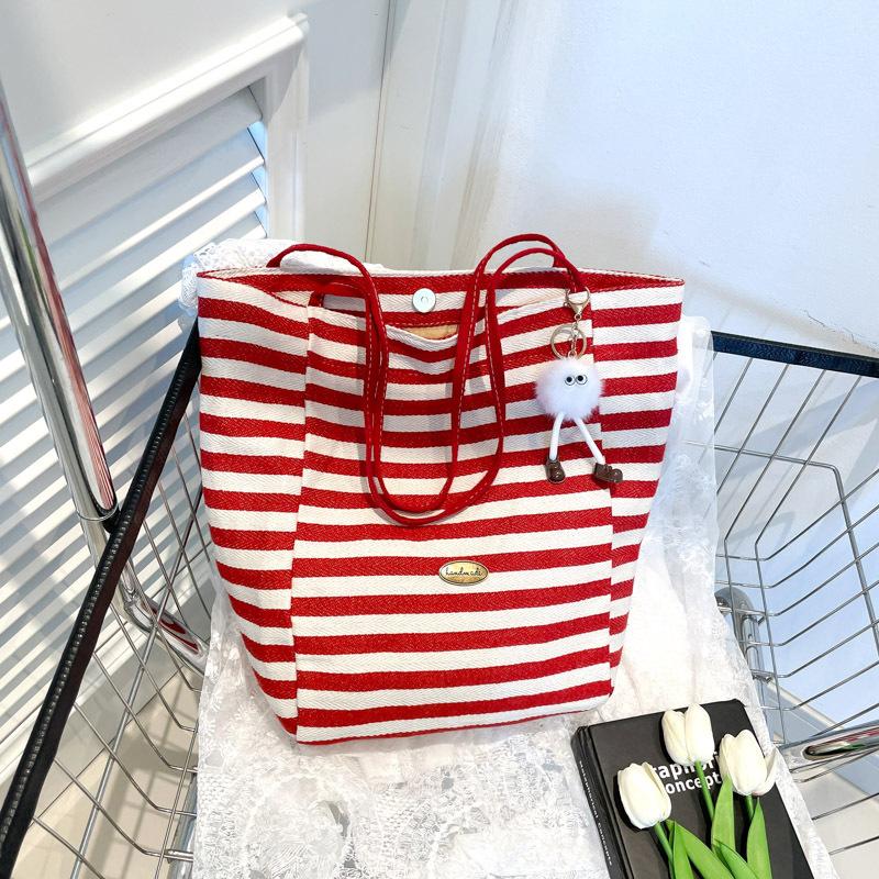 

Casual Striped Design Women Shoulder Bags Large Capacity Ladies Commuter Tote Handbags Simple Female Bucket Shopping Bag no pendant червоний