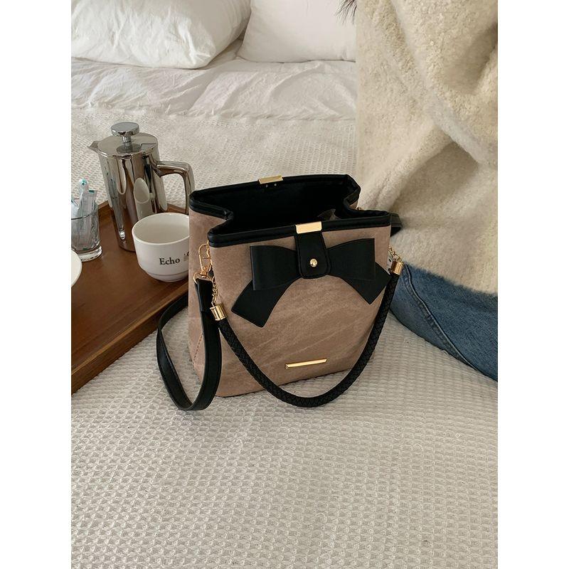 

Women s Bag Special-Interest Design Bows Leisure Artistic Picture Color