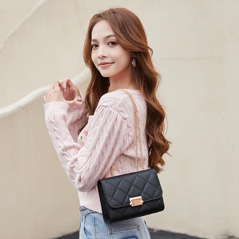 Fashion embroidered rhombus single shoulder crossbody square bag new niche texture large capacity versatile women's bag