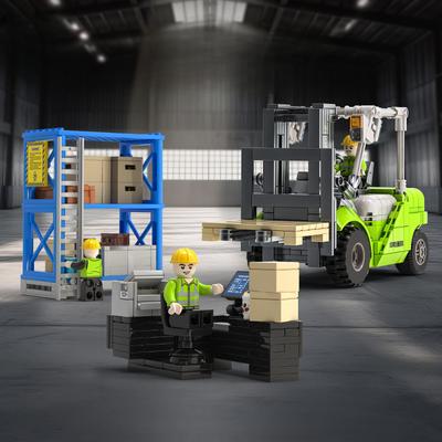 646pcs Mechanical Series Engineering Forklift Operation Scene Boy Assembling Building Blocks Toy Gift No Box