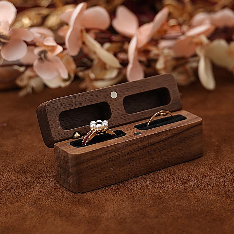 1PC Ring Earring Holder for Wedding Proposal Soft Lining Double Slot Walnut Wooden Romantic Ring Box Gift Display Packaging Case