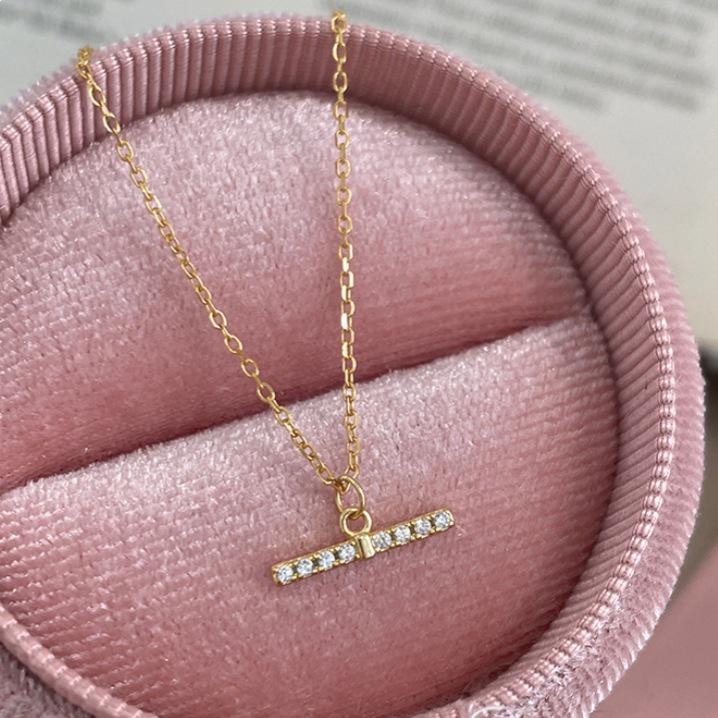 Scheming Style: S925 Sterling Silver 14K Gold-Plated Geometric Clavicle Necklace with Full Diamond Accent for Women
