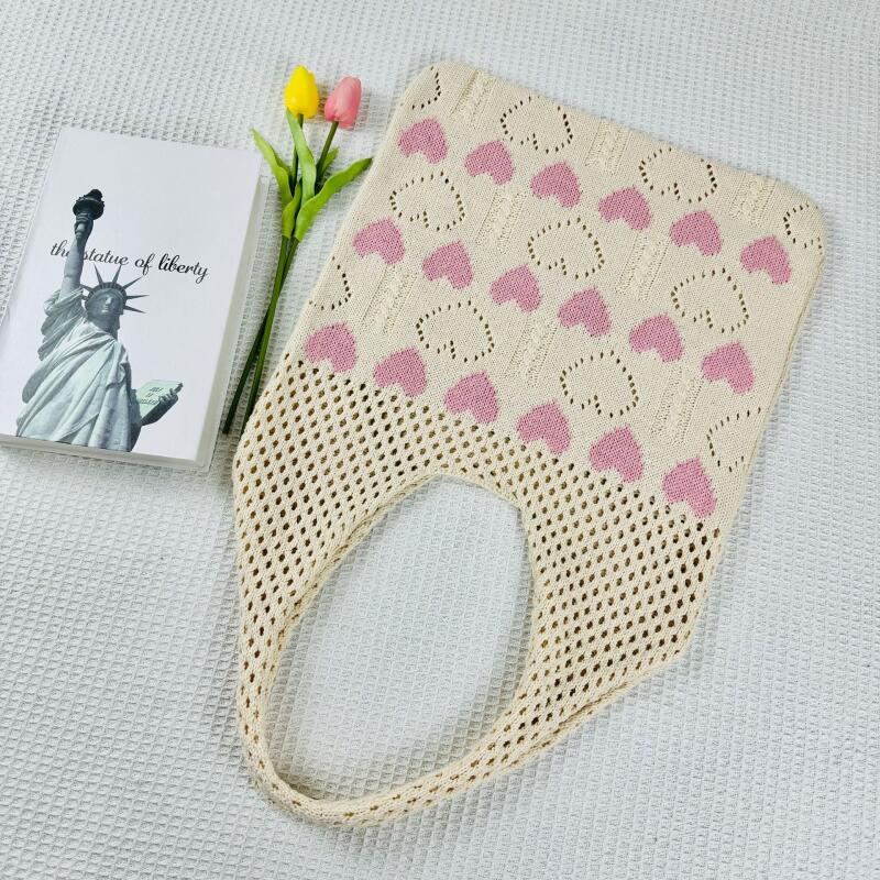 Повседневные вязаные крючком сумки на плечо с узором в виде сердца — фото 5