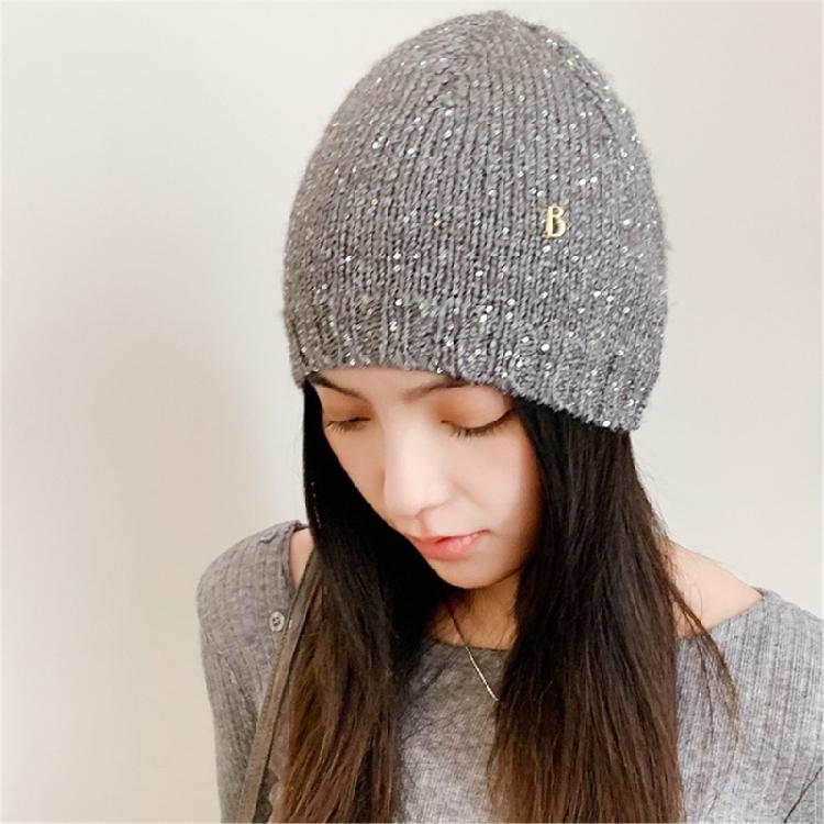 Trendy Beanies Sequins Hat for Party Goers Stage Performances Knit Hat