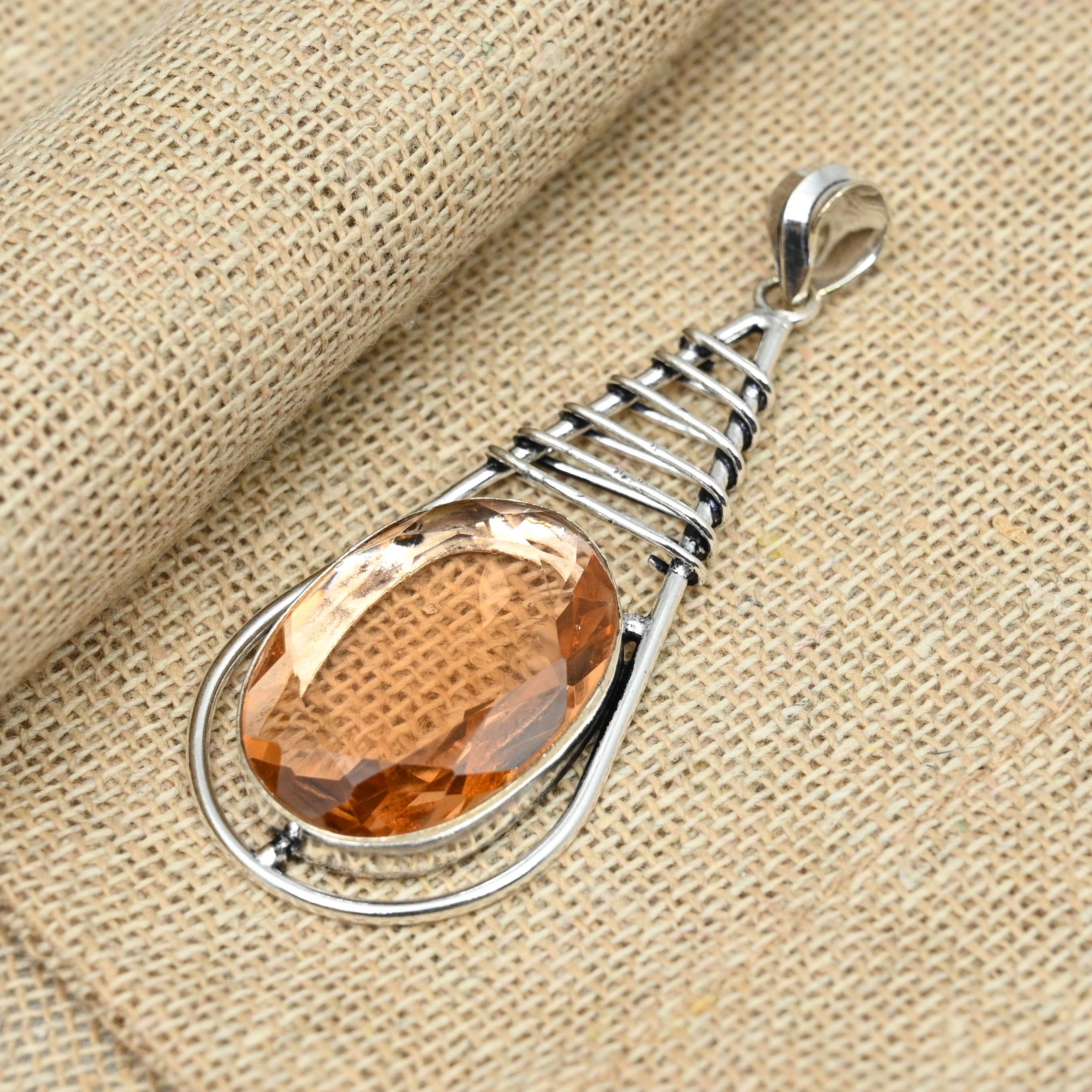 

Драгоценный камень морганит. Превосходное ювелирное изделие. Подвеска ручной работы из стерлингового серебра 925 пробы для нее. 2.75 Inches персиковый