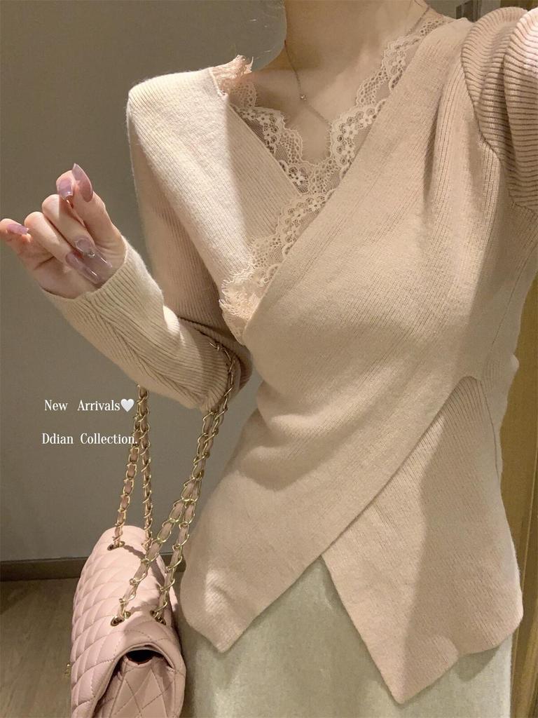 MiiOW Women's V-Neck Lace Detail Knit Long Sleeve Sweater