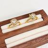Gold Drehbar Diamantbesetzt Offener Ring Licht Luxus Retro High-End Hofstil Exquisiter Mode Ring Frau