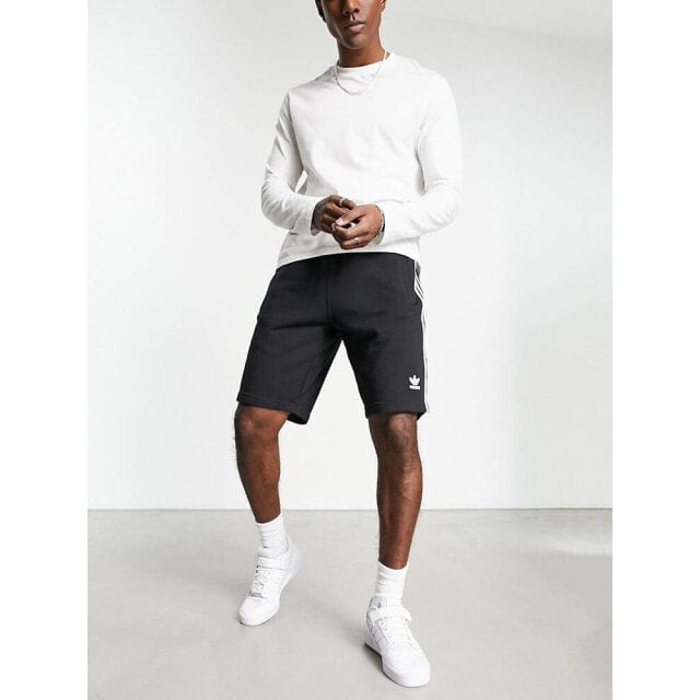 

Черные шорты с тремя полосками adidas Originals Essentials
