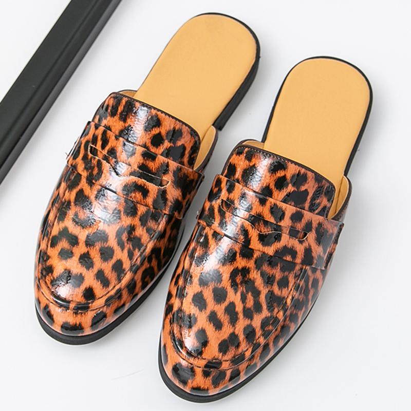 Designer New Men Leopard Pattern Half Slippers Loafers Male Casual Patent Leather Mules Moccasins Breathable Slip On Shoes