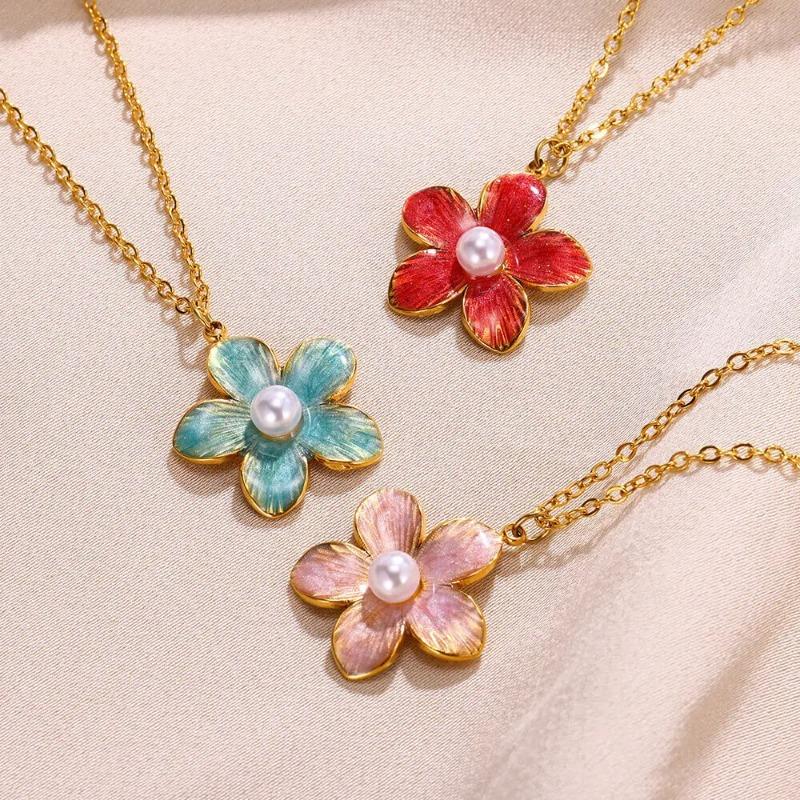 Small Fresh Titanium Steel Non-fading Dripping Pearl Pendant Colored Flower Necklace Sweet Cool Style Jewelry
